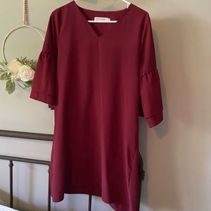 Has sleeves but is actually cool. Add a belt for a different look.